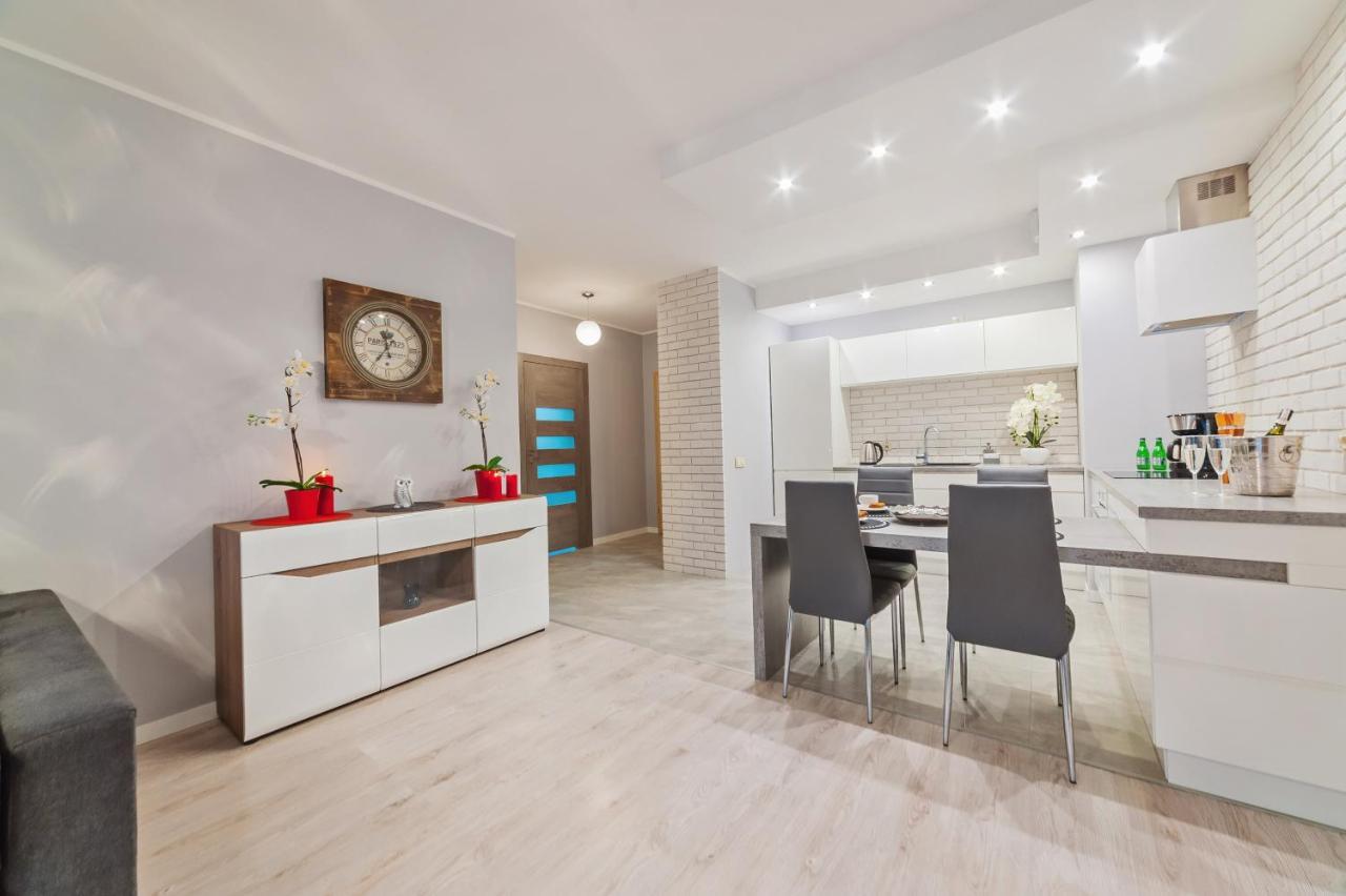 Apartamenty Homely Place Centrum - Stary Rynek - Parking Poznan Exterior photo